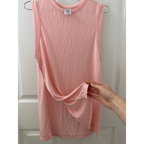 Women’s Athletic Tank Top High Neck Side Slits Light Pink - Picture 2 of 4
